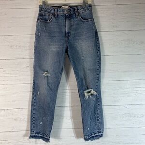 Abercrombie & Fitch Distressed The Mom High Rise Jeans sz 29/8 R